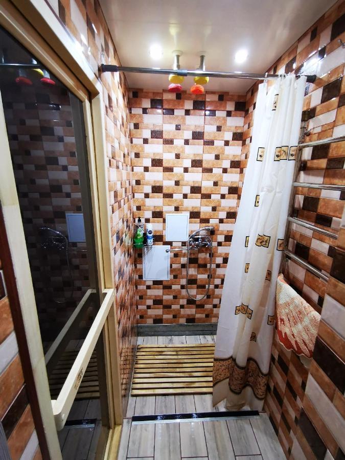 Міні Квартал Yahotyn Exterior foto